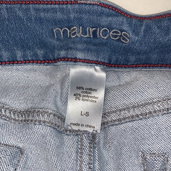 Maurices stretchy straight leg jeans 👖 - Picture 3 of 3